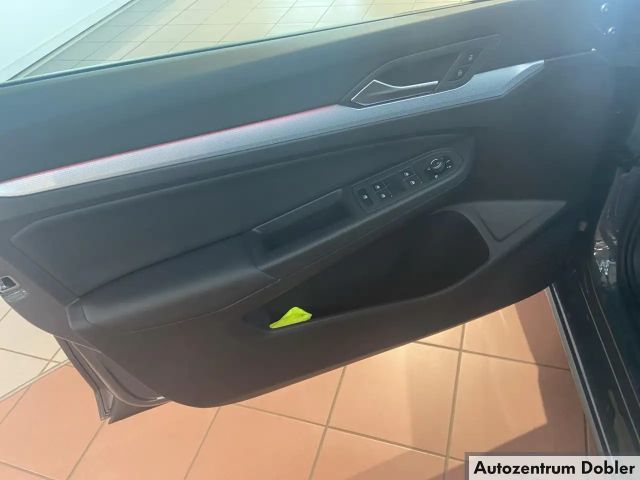 Volkswagen Golf 1.5 TSI Golf VIII