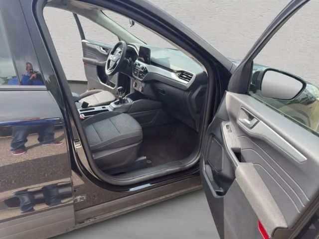 Ford Kuga Cool & Connect