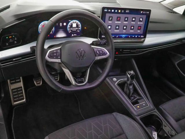 Volkswagen Golf 1.5 TSI Variant