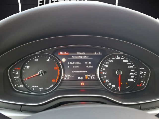 Audi A4 35 TDI Avant S-Line S-Tronic