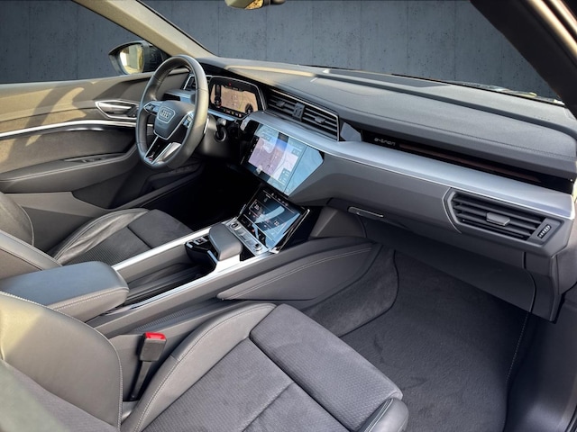 Audi Q8 e-tron 55 Quattro S-Line