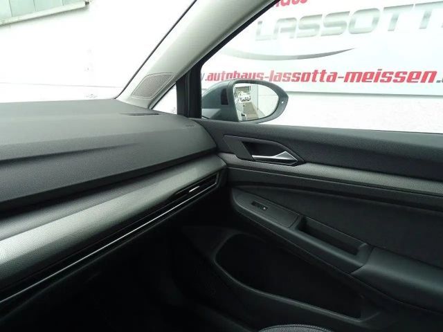 Volkswagen Golf 1.5 eTSI DSG Style Variant