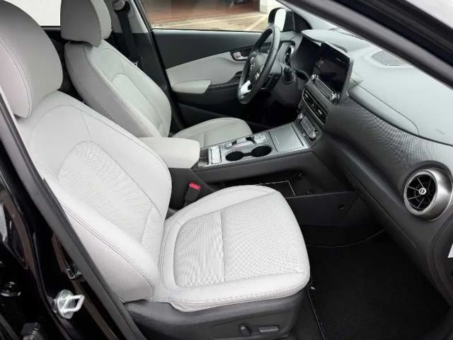 Hyundai Kona 64 kWh Electric Prime