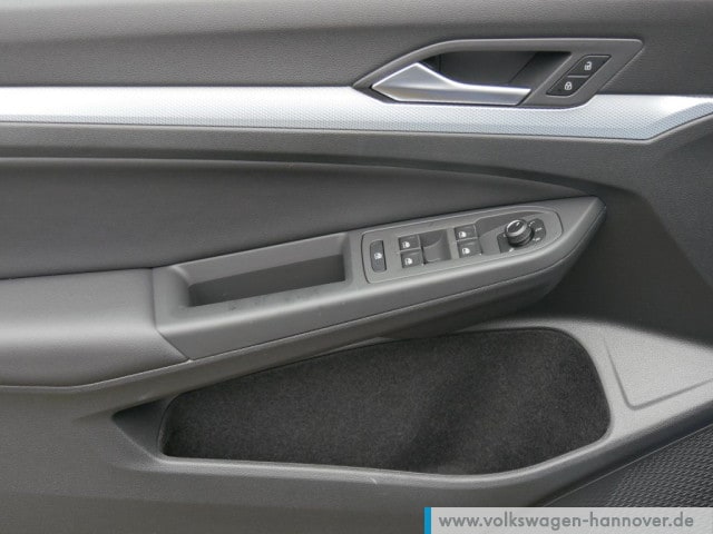 Volkswagen Golf 1.5 eTSI DSG