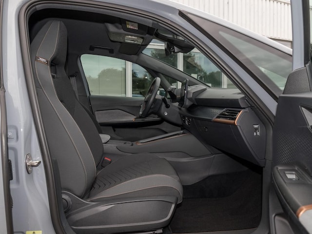 Cupra Born Born ACC KAMERA LED LM19 NAVI SITZHZ