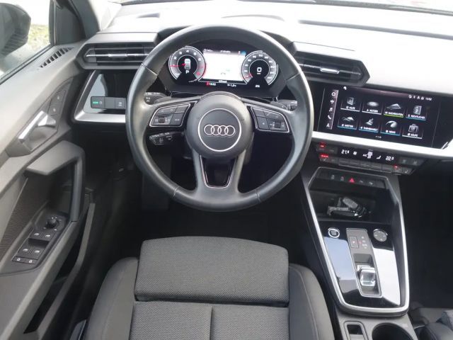 Audi A3 30 TFSI S-Tronic Sedan