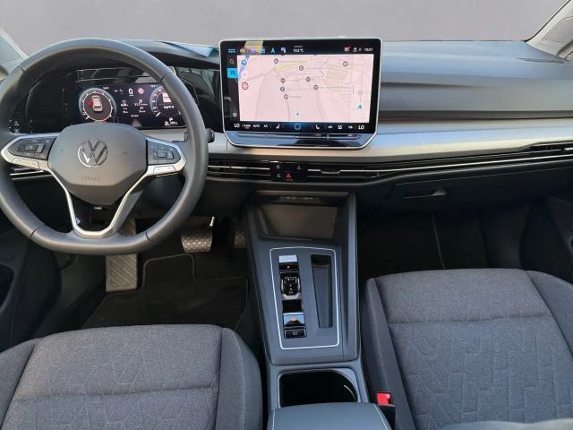 Volkswagen Golf 1.5 eTSI DSG Life