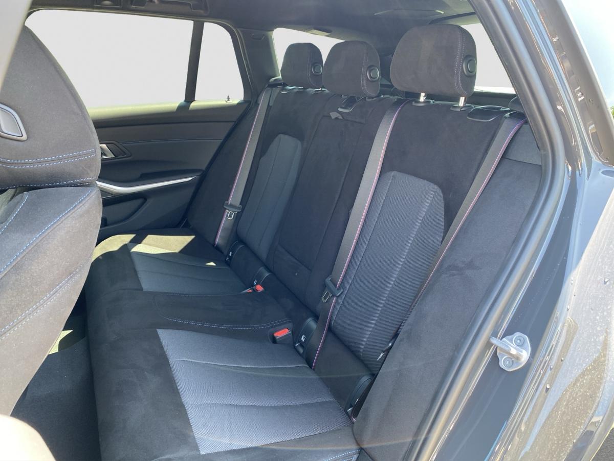 BMW 320 320d Touring xDrive