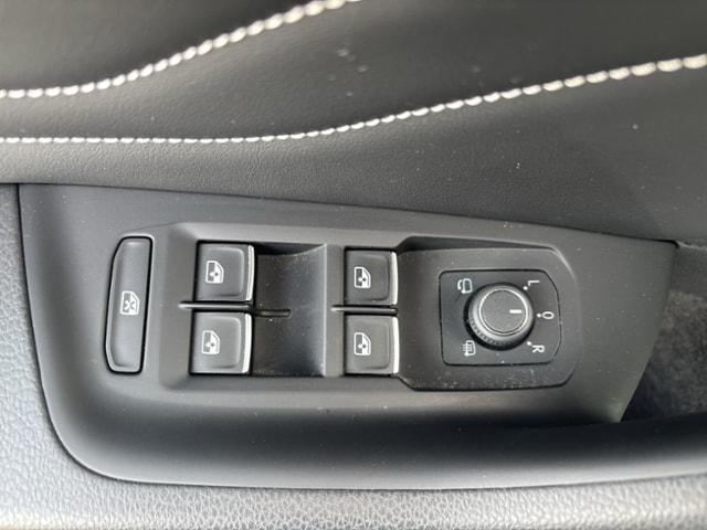 Volkswagen Passat Passat 4Motion 2.0 TDI, ACC, RearView, Navi, BusinessPremium DSG