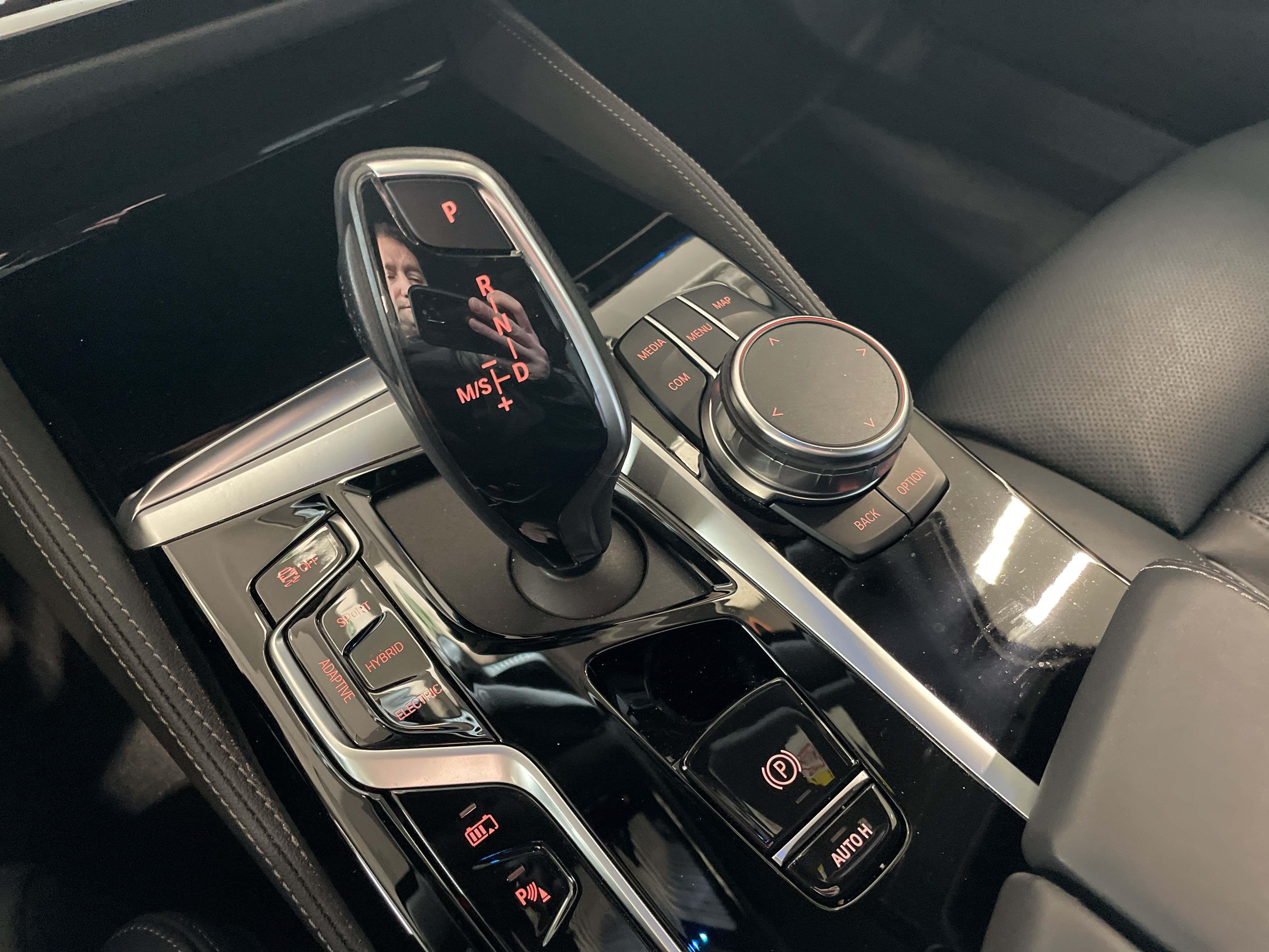 BMW 545 545e Sedan xDrive