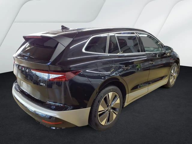 Skoda Enyaq 85x *AHK*WÄRME*ACC*NAVI*R-CAM*LED*SHZ*DAB*