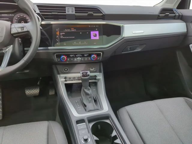 Audi Q3 35 TDI S-Tronic
