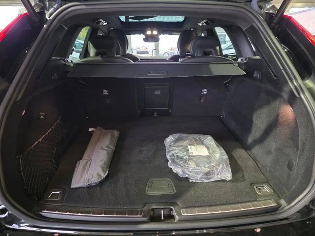 Volvo XC60 AWD Dark Plus Recharge T6