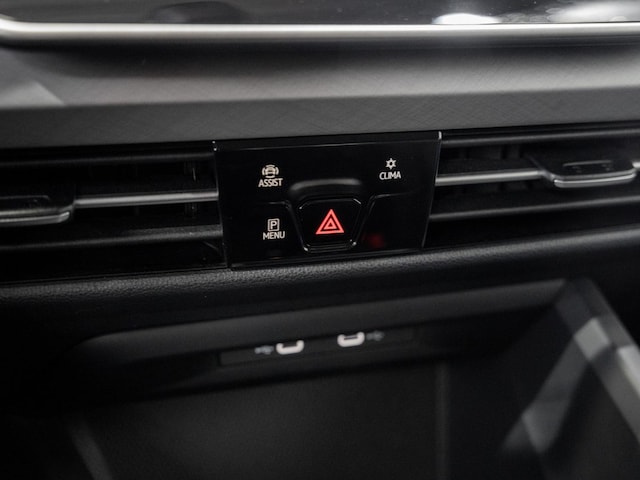 Volkswagen Golf 1.5 TSI Golf VIII