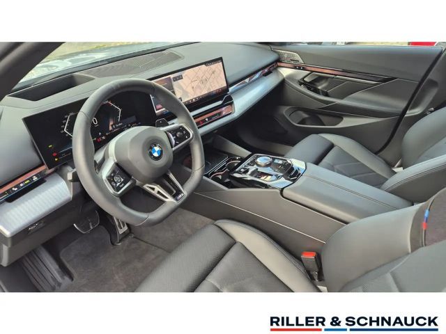 BMW 520 520d M-Sport Touring xDrive
