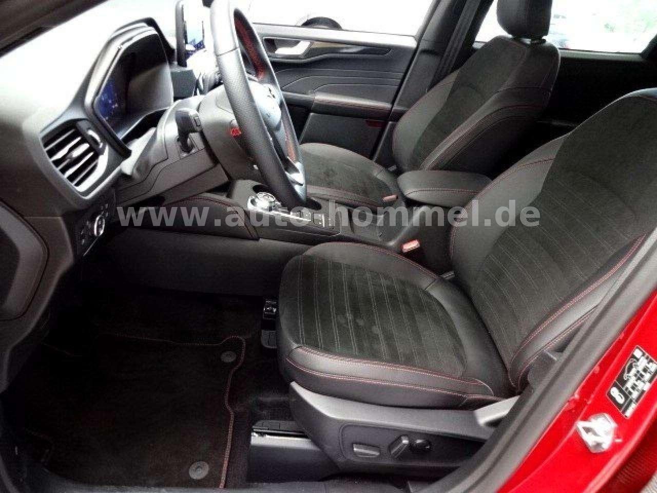 Ford Kuga Plug in Hybrid ST Line X