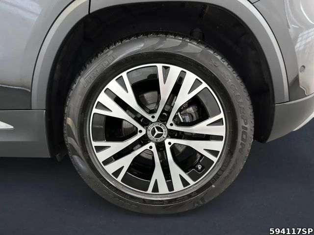 Mercedes-Benz GLA 200 Progressive