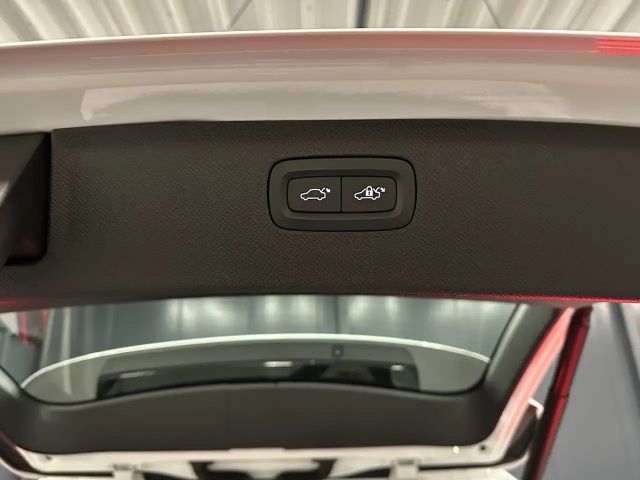 Volvo XC90 AWD Momentum