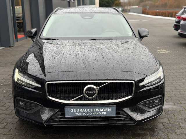 Volvo V60 Core