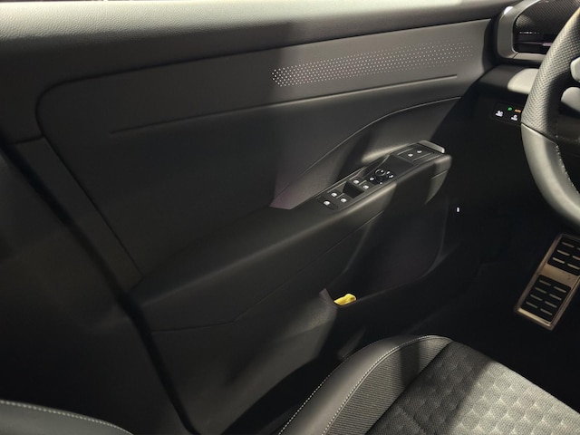 Volkswagen T-Roc 1.5 eTSI DSG R-Line