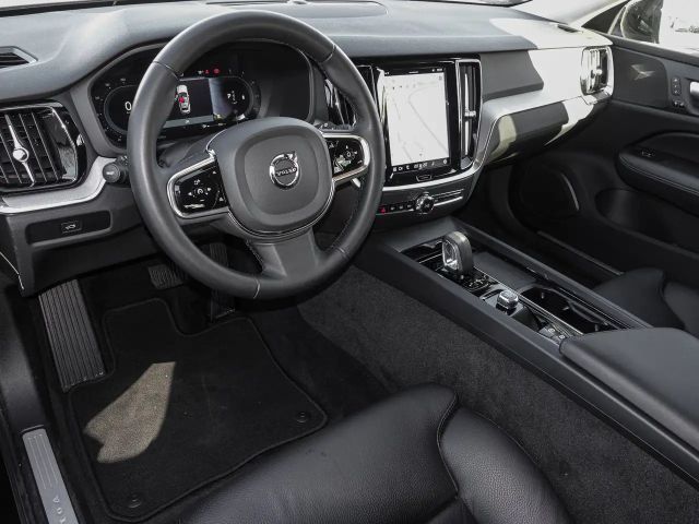 Volvo V60 Cross Country AWD Plus