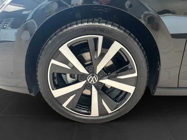 Volkswagen Golf Business DSG Variant