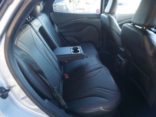 Ford Mustang Mach-E AWD Extended range