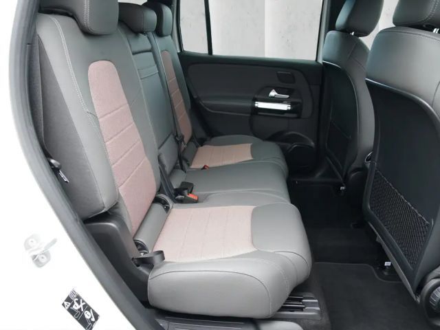 Mercedes-Benz EQB 300 4MATIC Electric Art