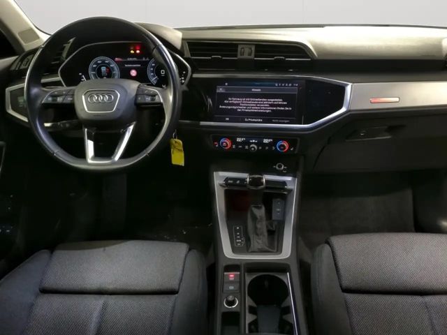 Audi Q3 S-Line S-Tronic