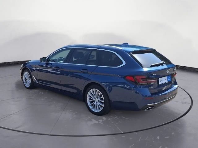BMW 540 540d Luxury Line Touring xDrive