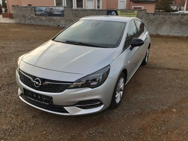 Opel Astra 1.2 Turbo Elegance Turbo