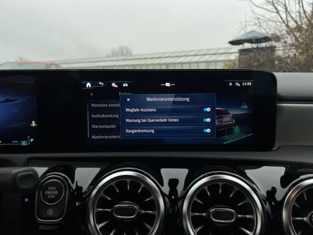 Mercedes-Benz A 180 Hatchback Progressive