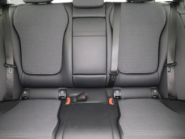 Mercedes-Benz C 300 AVANTGARDE Estate