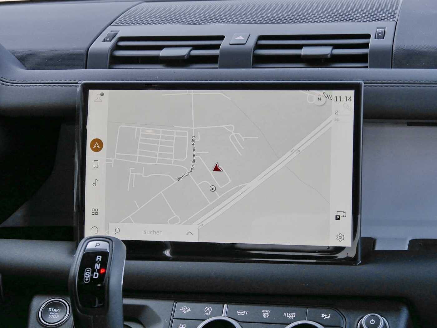 Land Rover Defender 110 Dynamic SE