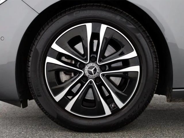 Mercedes-Benz B 180 Progressive Sedan Urban