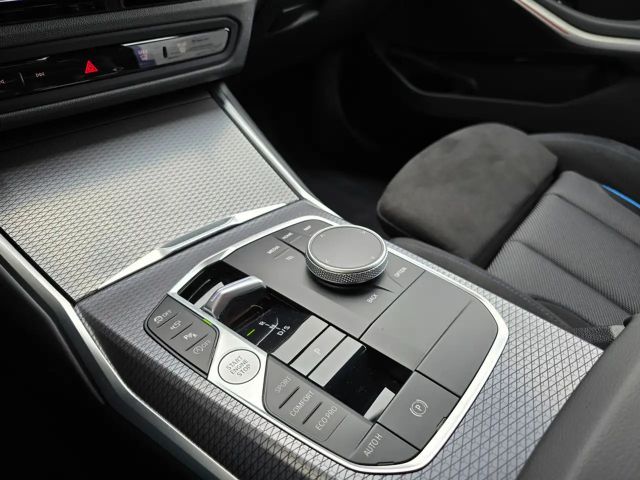 BMW 320 320i M-Sport Touring