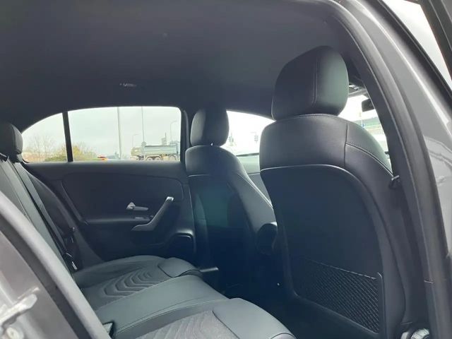 Mercedes-Benz A 180 Progressive