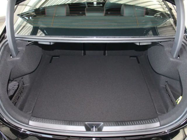 Mercedes-Benz A 200 AMG Line