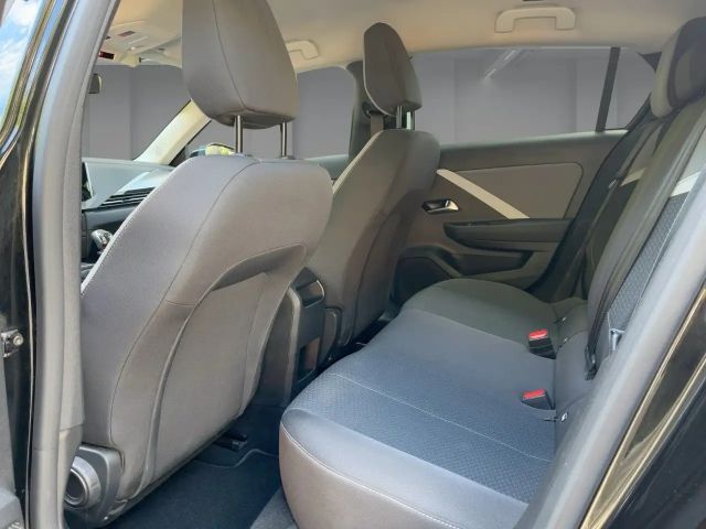 Opel Astra 1.2 Turbo Edition Turbo