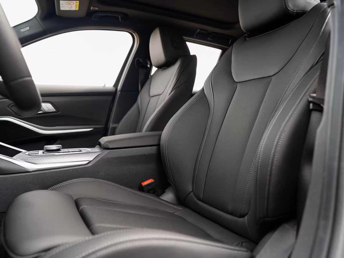 BMW 320 320d M-Sport Touring xDrive