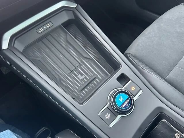 Volkswagen T-Roc 1.5 eTSI DSG IQ.Drive Style