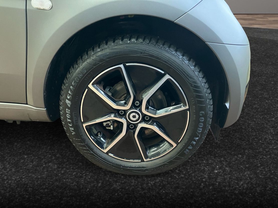 Smart EQ fortwo Cabrio Passion