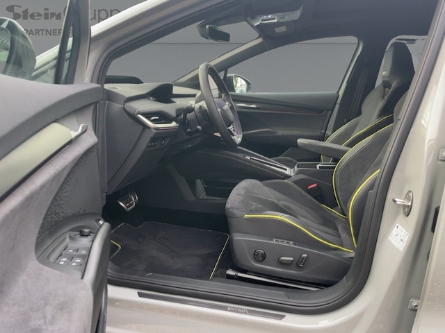 Skoda Enyaq 250kW MatrixPanoACCAHKLEDNaviHUD