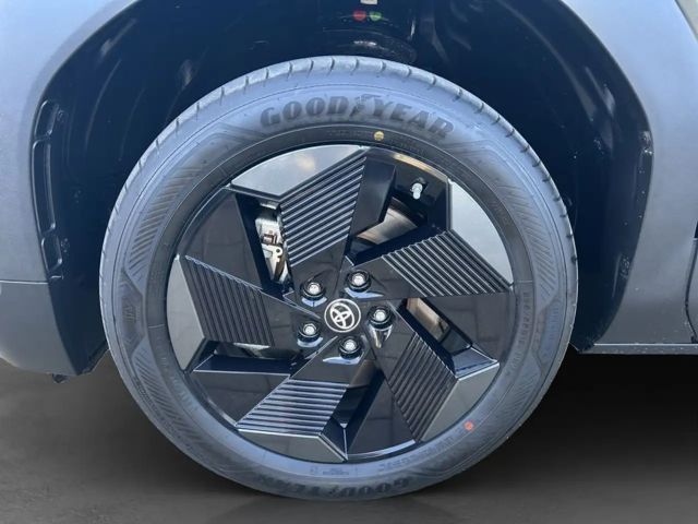 Toyota Urban Cruiser 61kWh Teamplayer