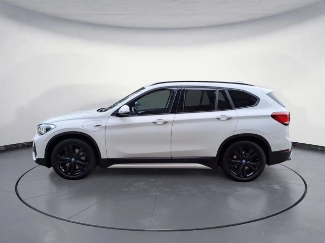 BMW X1 Sport Line xDrive25e