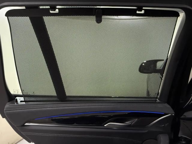 BMW X3 40d Standhzg AHK ACC 360° HUD Pano HiFi