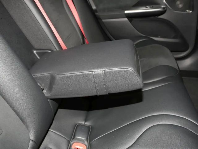 Mercedes-Benz EQE 43 4MATIC AMG Line Sedan