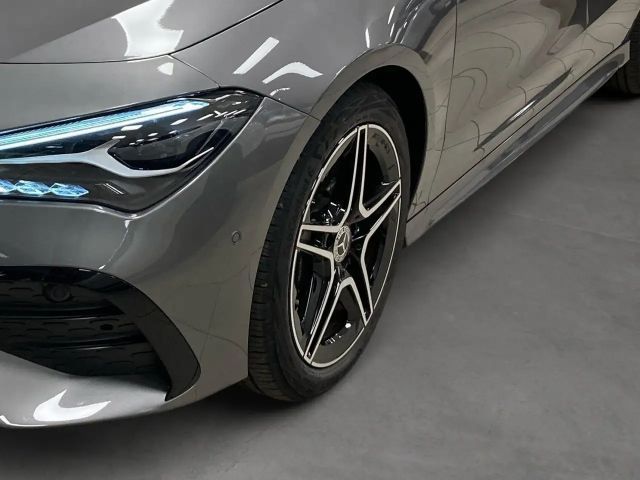 Mercedes-Benz CLA 200 AMG Line Coupé
