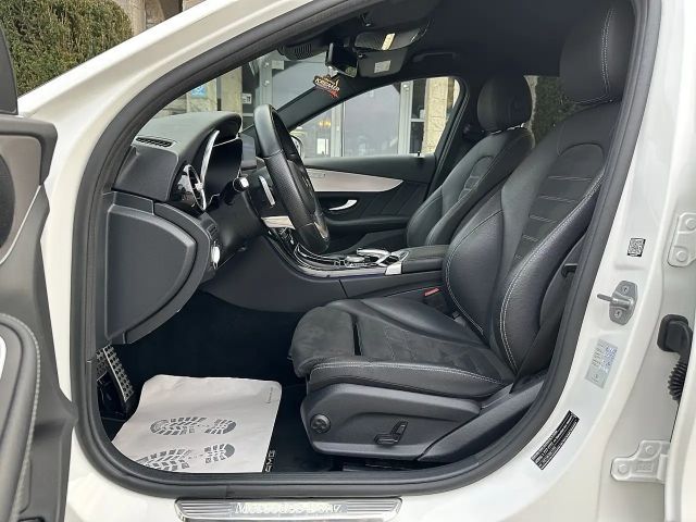 Mercedes-Benz C 220 4MATIC C 220 d Sedan