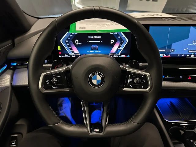 BMW 520 520d M-Sport Sedan